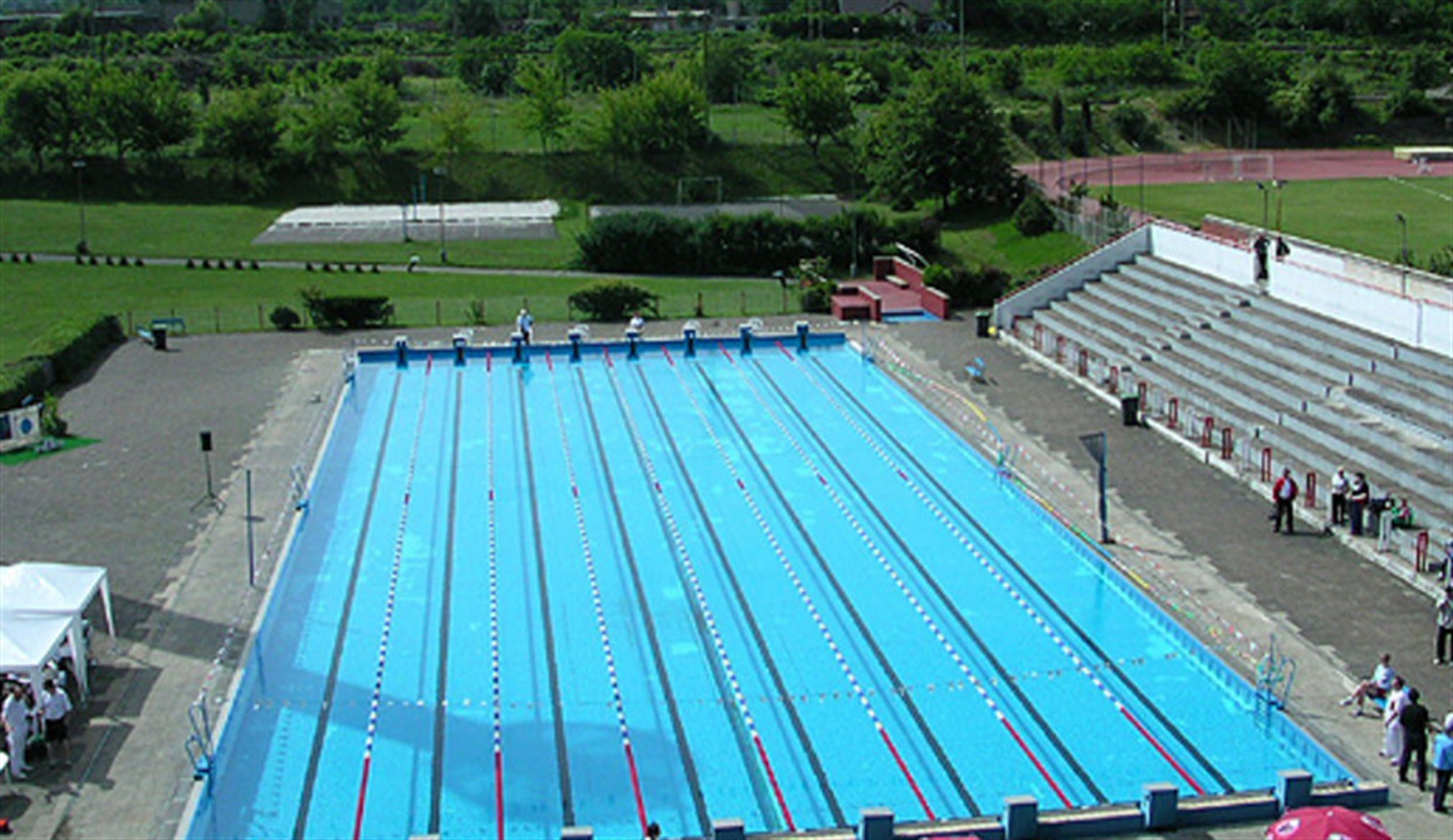 شبح ديرصومعة لارتفاع  Slavia Swimming Pool | Prague Stay