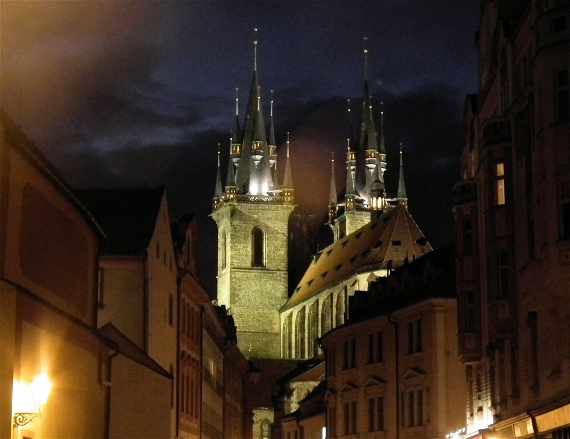 mcgee's ghost tours of prague
